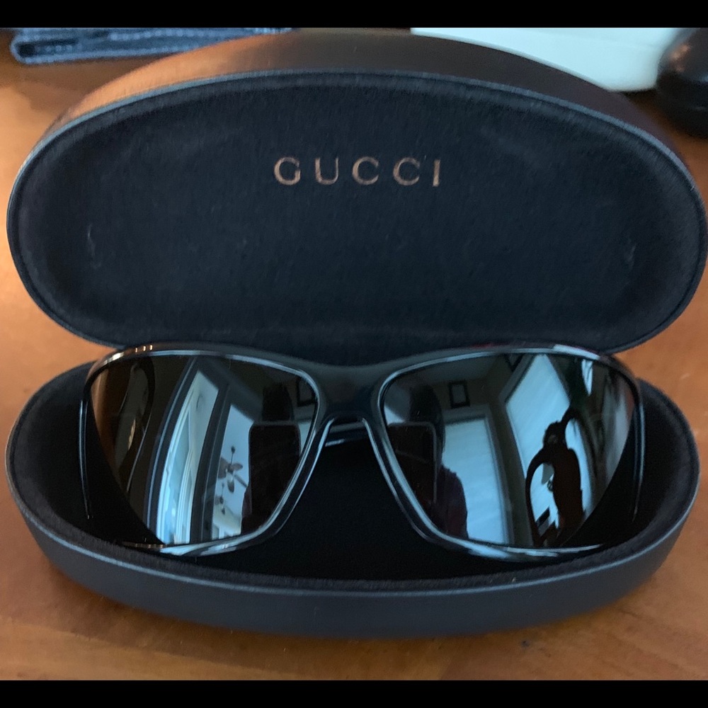 Men’s Authentic Gucci Sunglasses
